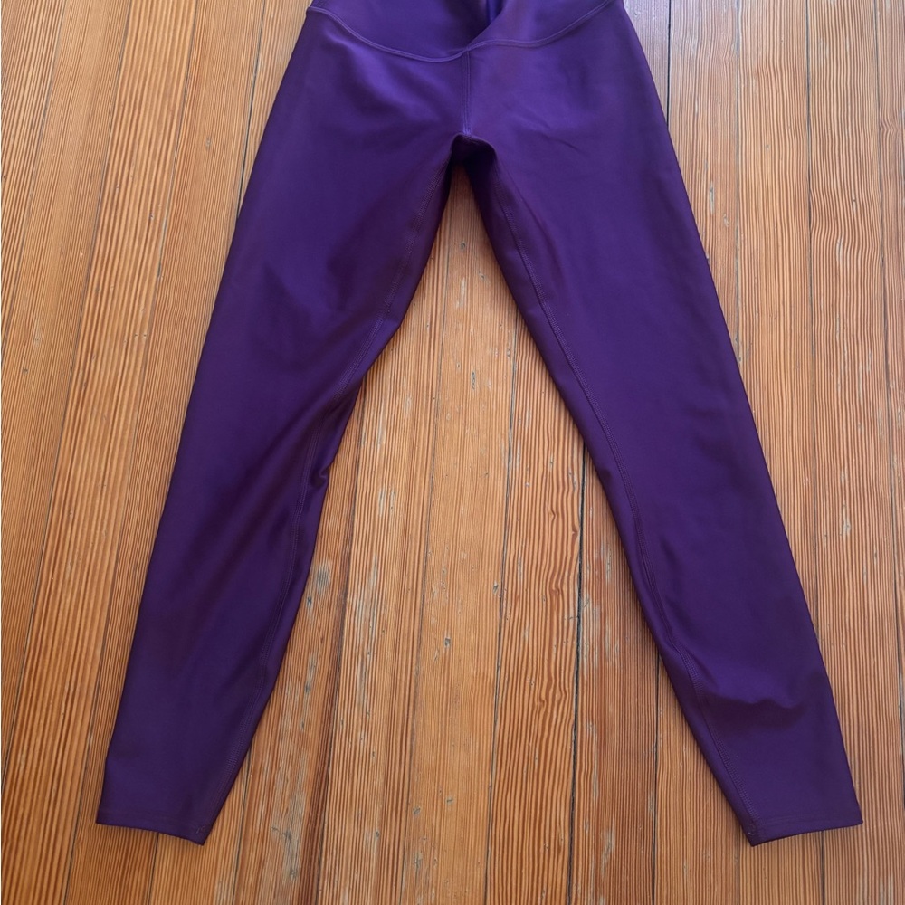 ALO Leggings in Rich Purple